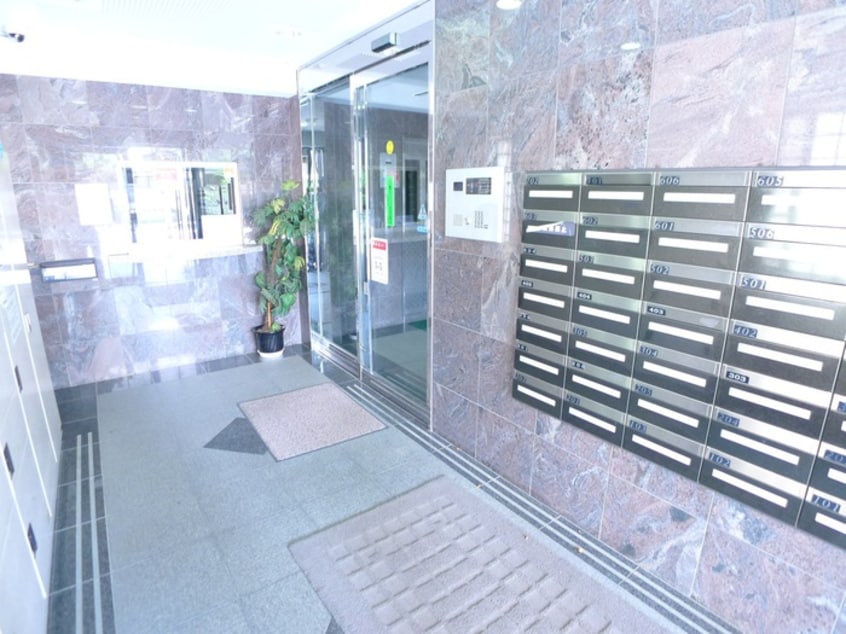 エントランス部分 関寅ビル第5