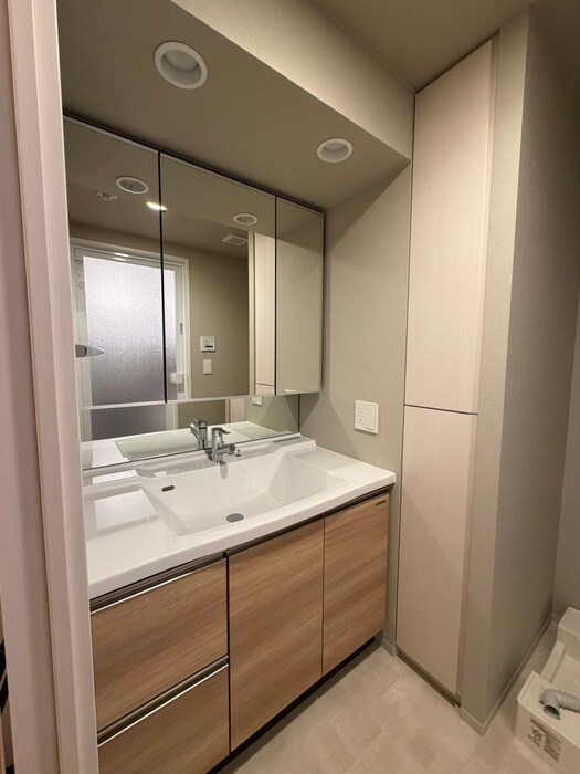 洗面 ｻﾞ･ｹﾝｼﾞﾝﾄﾝ･ﾚﾝｼﾞﾃﾞﾝｽときわ台