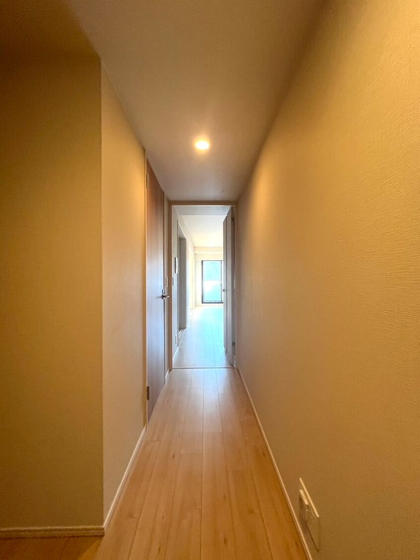 廊下 ｻﾞ･ｹﾝｼﾞﾝﾄﾝ･ﾚﾝｼﾞﾃﾞﾝｽときわ台