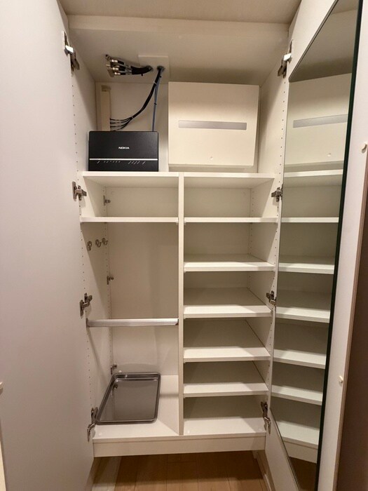 靴箱 ｻﾞ･ｹﾝｼﾞﾝﾄﾝ･ﾚﾝｼﾞﾃﾞﾝｽときわ台