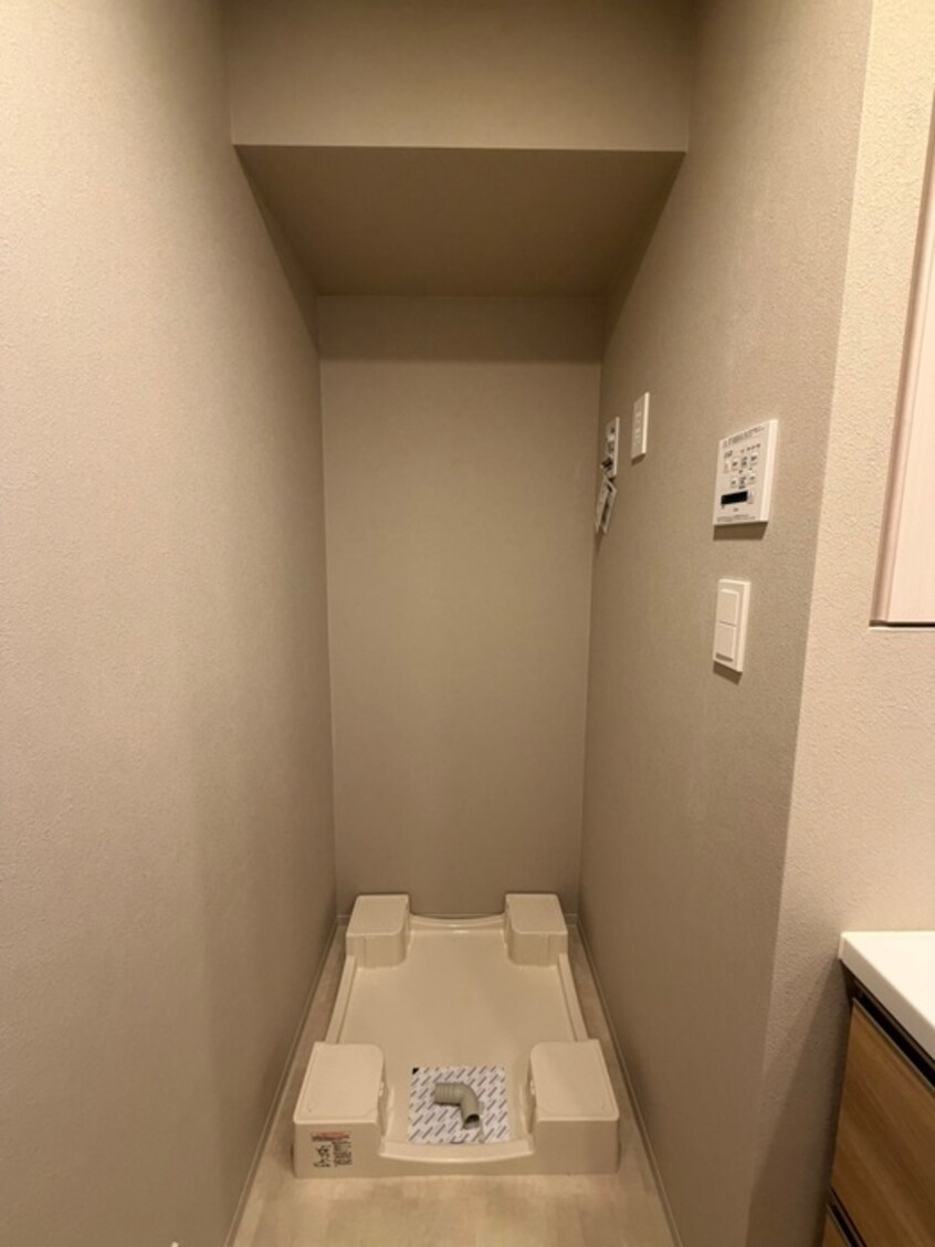 洗濯機置場 ｻﾞ･ｹﾝｼﾞﾝﾄﾝ･ﾚﾝｼﾞﾃﾞﾝｽときわ台