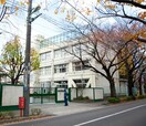 世田谷区立用賀小学校(小学校)まで331m ハイツ上用賀