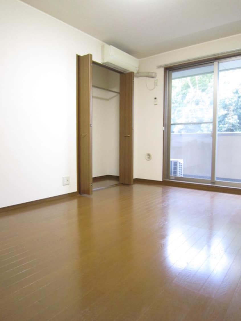 居室 アンプル－ルフェ－ルドリ－ミ