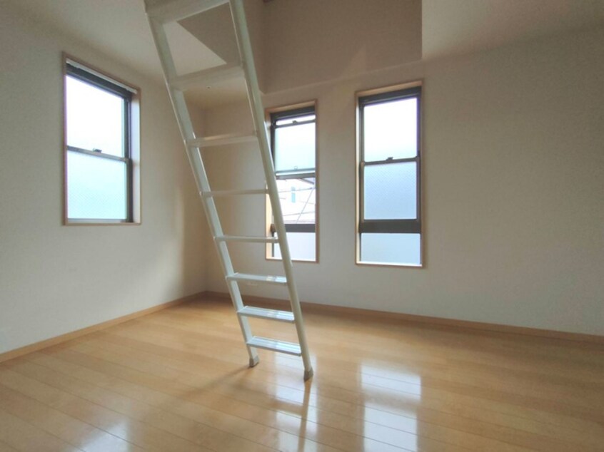 居室 ドゥ　クルール