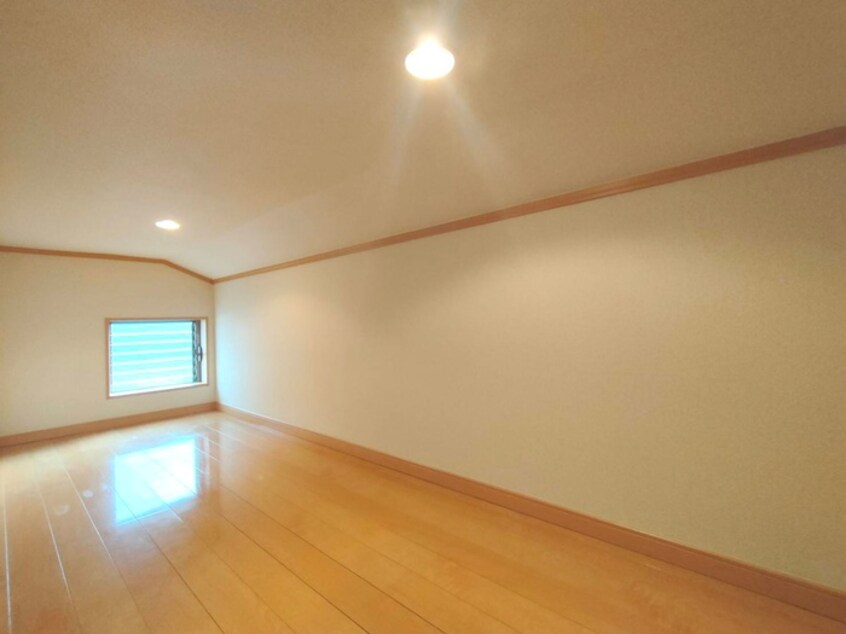 居室 ドゥ　クルール