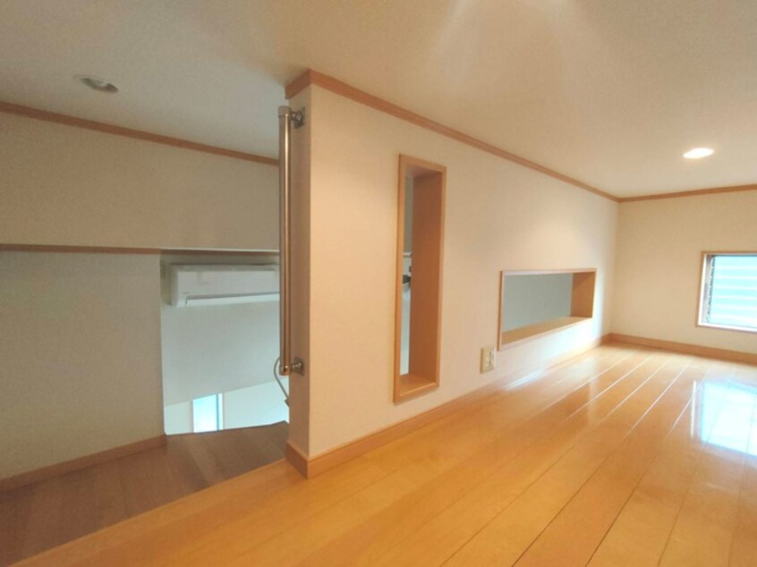 居室 ドゥ　クルール