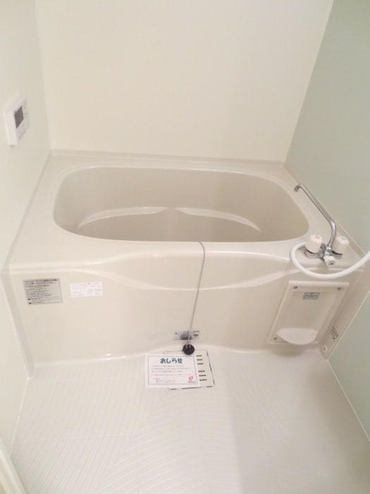 バス／シャワールーム等 Ｊ・Ｋハイツ加賀