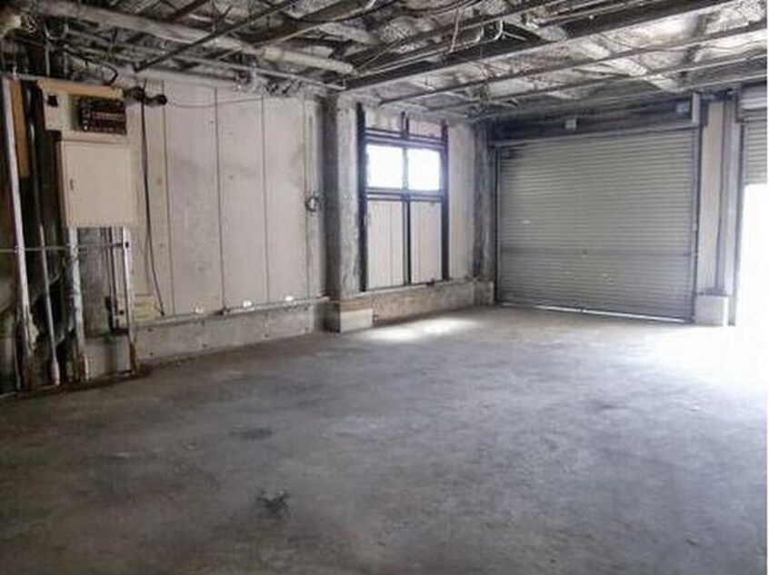 廊下 エトワ－ルイズミ