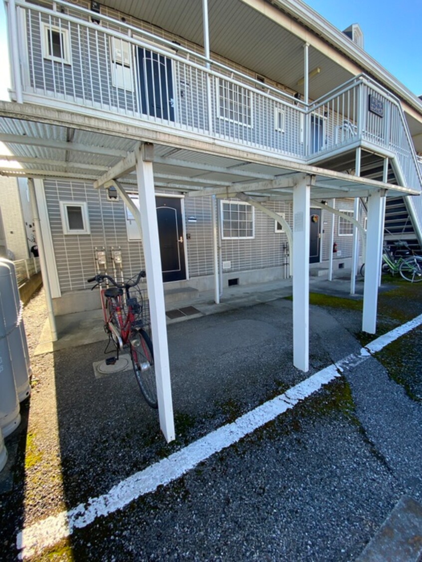 駐輪場 ドミ－ル・エントピア