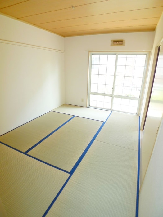 居室 ドミ－ル・エントピア