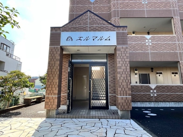 エントランス部分 エルマルム