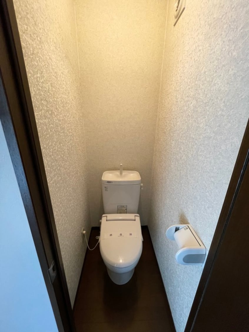 トイレ 朋悠館