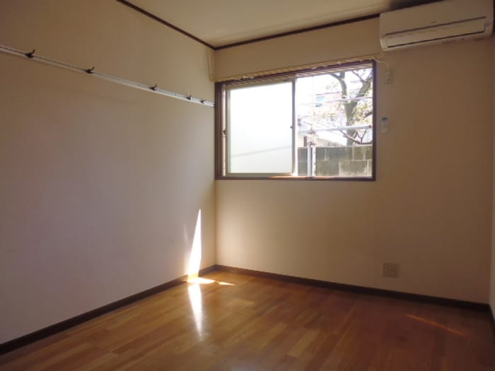 居室 アイビ－白山