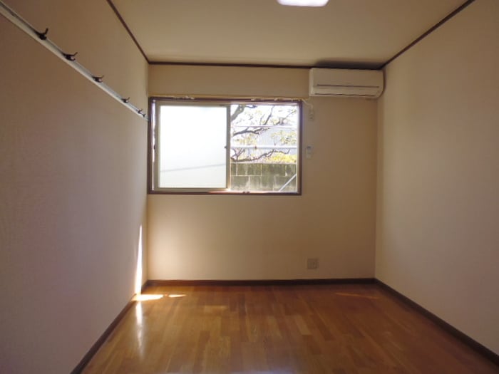 居室 アイビ－白山