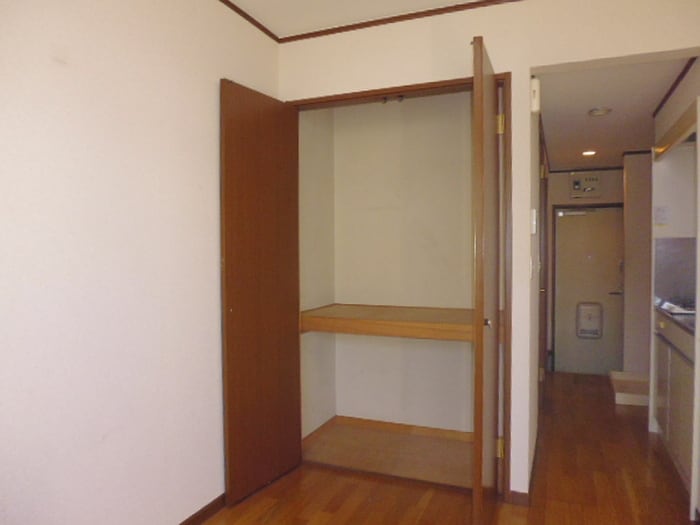 収納 アイビ－白山