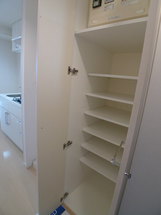 靴箱 コンフォリア谷塚