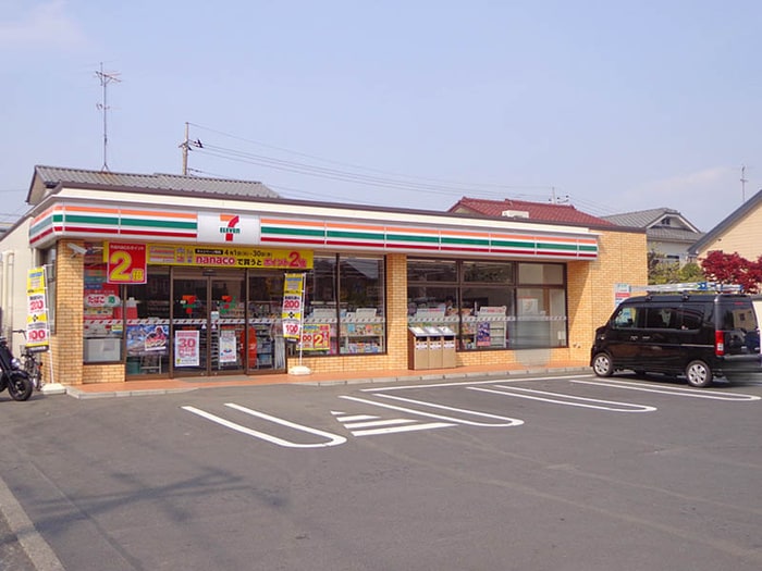 セブンイレブン 町田ポプラヶ丘店(コンビニ)まで142m ポプラヶ丘コープ８号棟