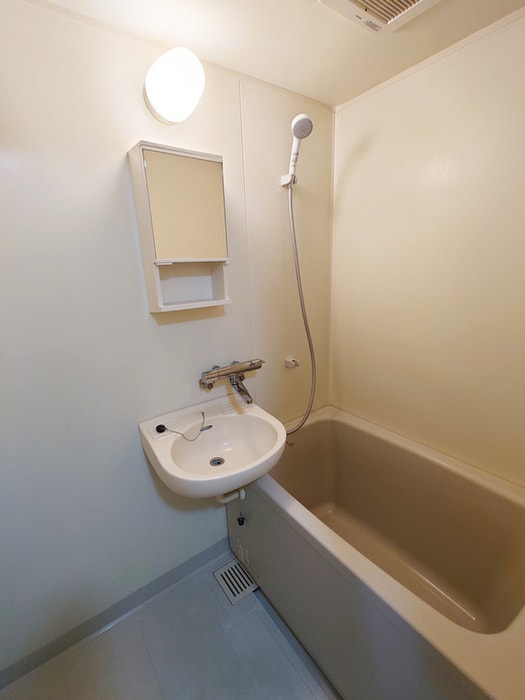 バス／シャワールーム等 カスミハウス