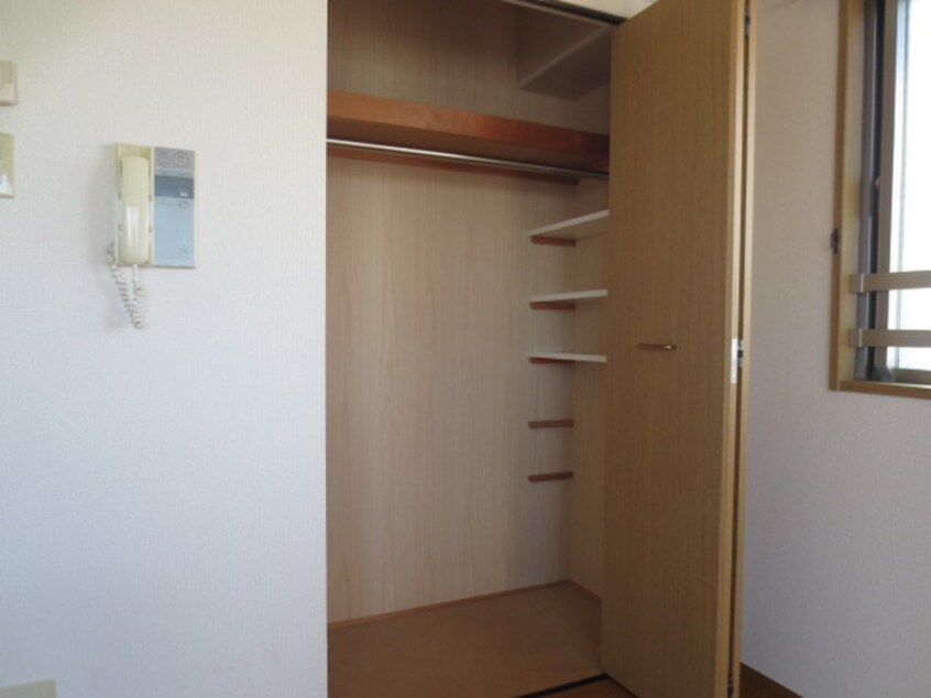 収納 三和第一ビル