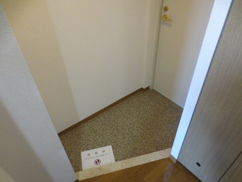 玄関 三和第一ビル
