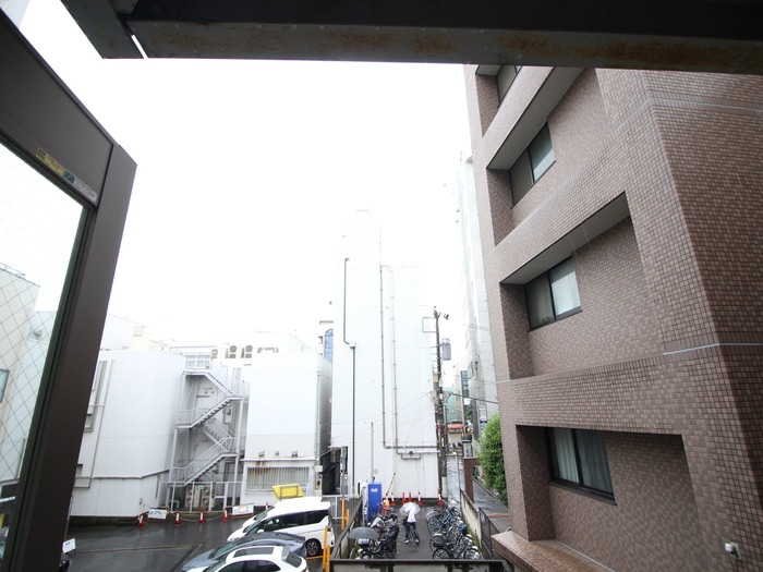 室内からの展望 Ｍ／Ｆ