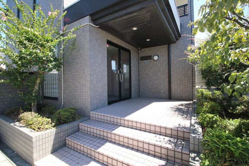 エントランス部分 ボヌ－ル橋場