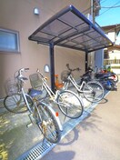 駐輪場 メゾンスリ－ジェ