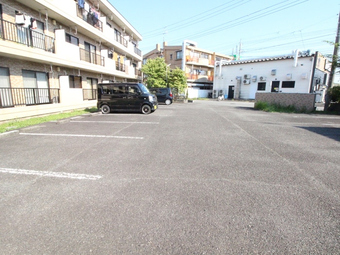 駐車場 クレッセ
