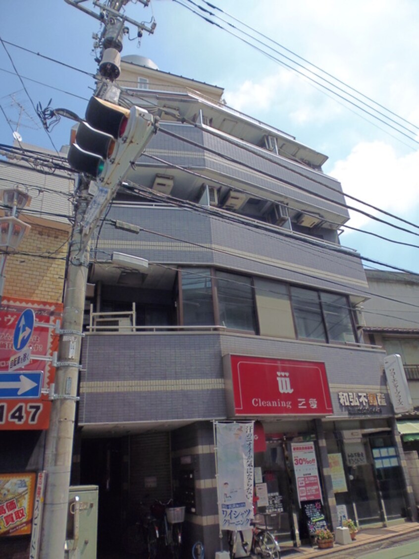 エントランス部分 ワコーオザキビル