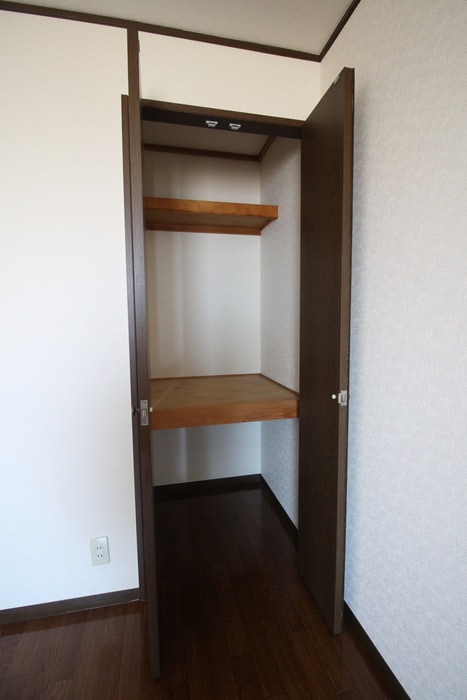 収納 グランハイム清水弐番館