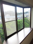 室内からの展望 マリ－ナ三浦海岸