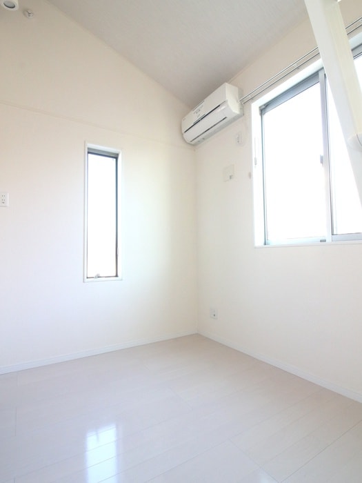 居室 ラ・スペランツァ高田