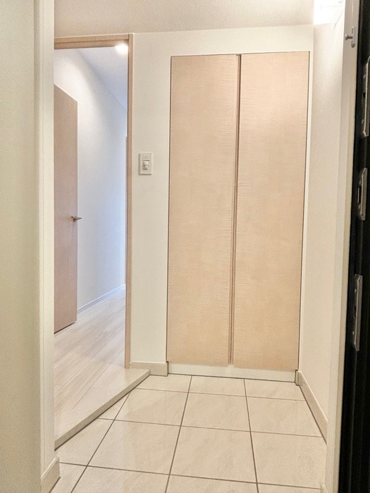 玄関 コンフォリア・リヴ板橋