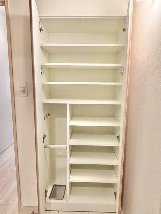 靴箱 コンフォリア・リヴ板橋