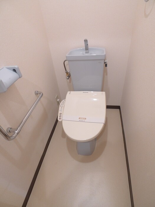 トイレ エクセルハイム城山