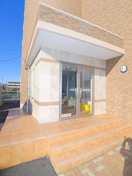 エントランス部分 エタ－ナル南与野