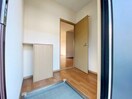 玄関 ウエストハイツＤ