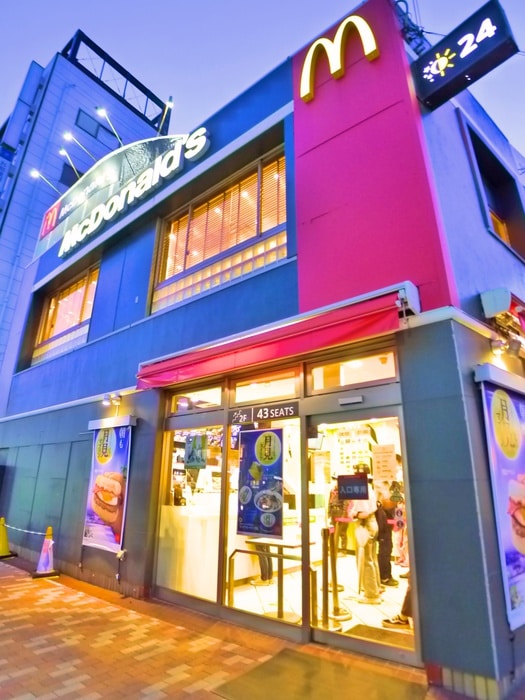 マクドナルド(その他飲食（ファミレスなど）)まで720m エクセル青山