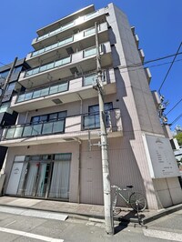 フェミナスウィスタリア