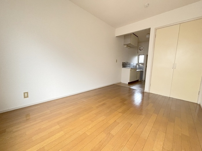 居室 メゾン東桜