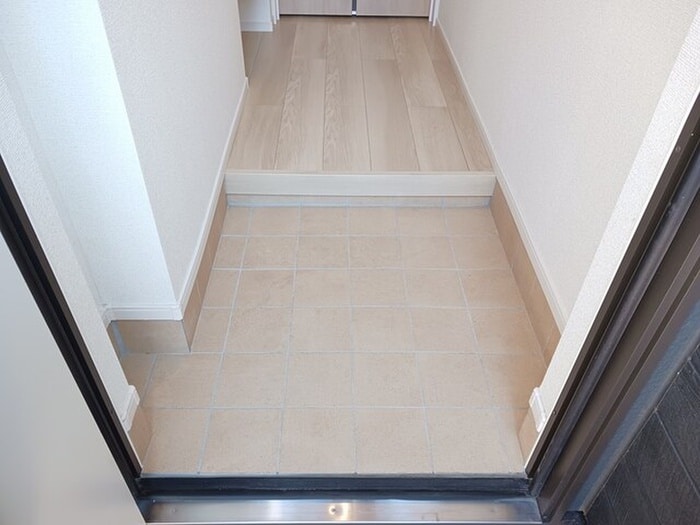 玄関 ウィンローゼ