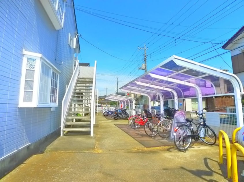 駐輪場 ポワール壱番館