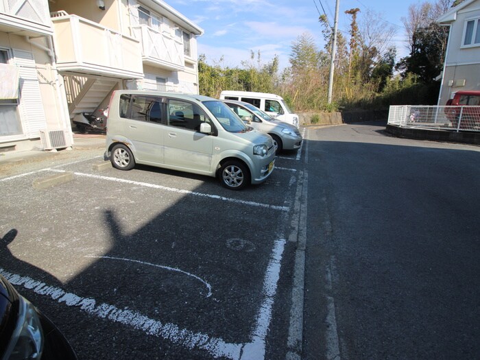 駐車場 バードヒルズみどりヶ丘Ｃ