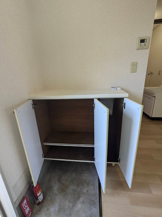 靴箱 栄進ハイツ