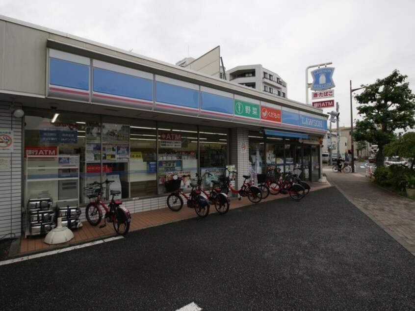 ローソン大井三丁目店(コンビニ)まで140m AGRATIO品川大井