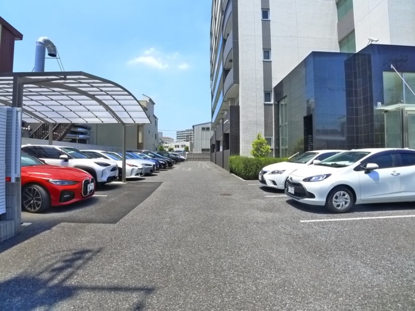 駐車場 レジデンスヒルズ