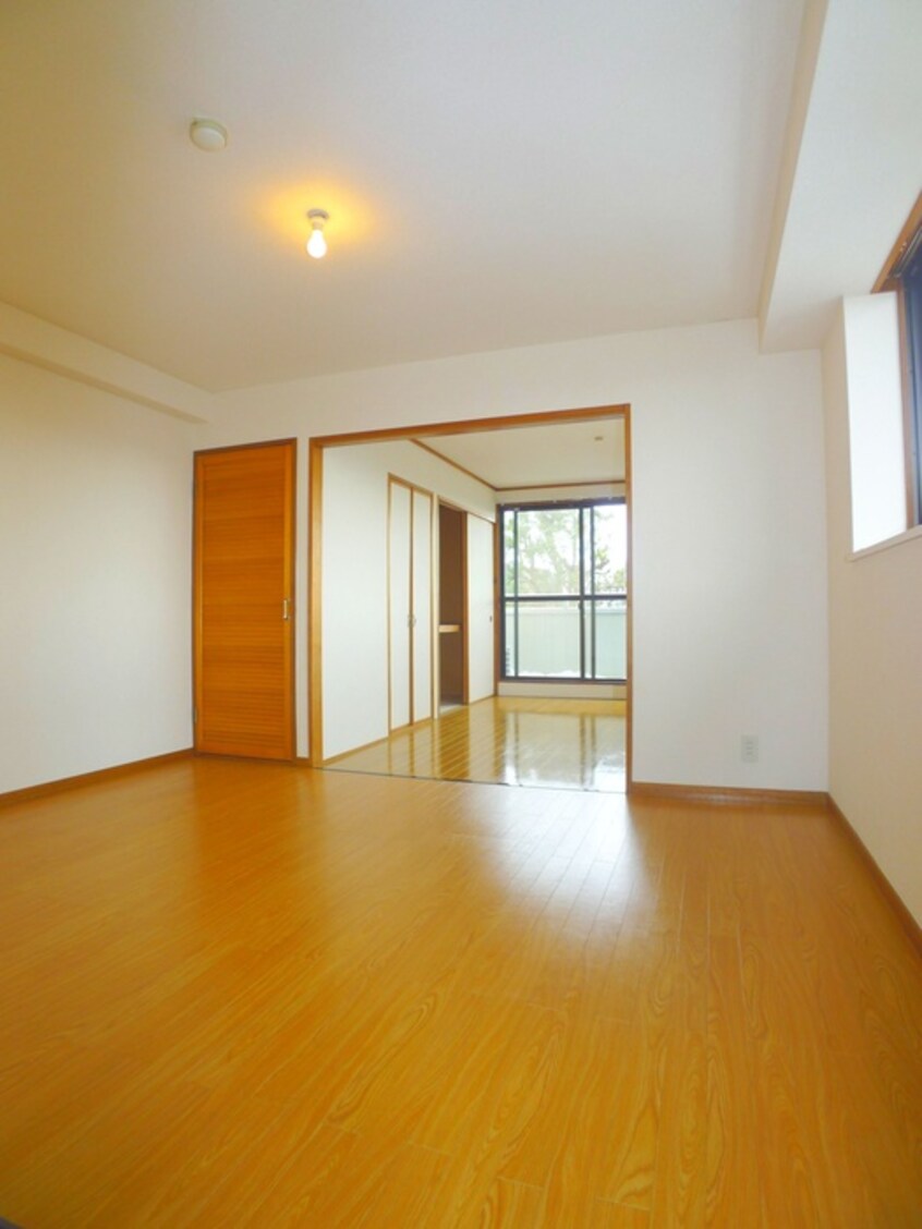 居室 レジデンスハザマ