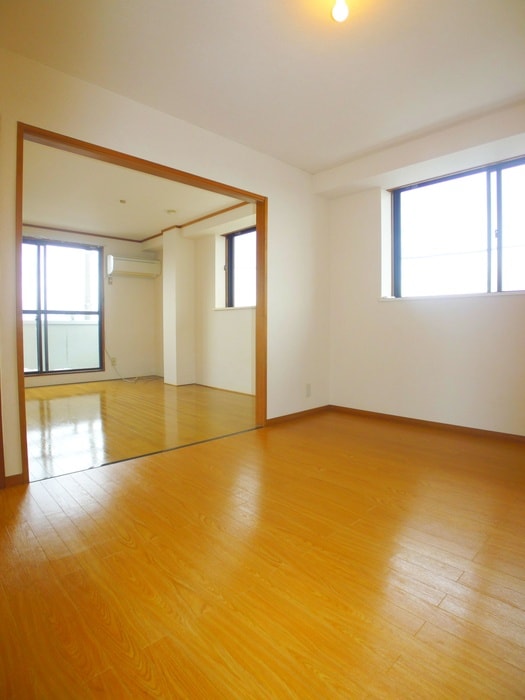 居室 レジデンスハザマ