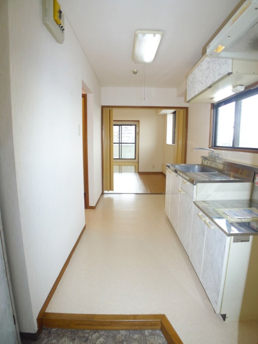 玄関 レジデンスハザマ