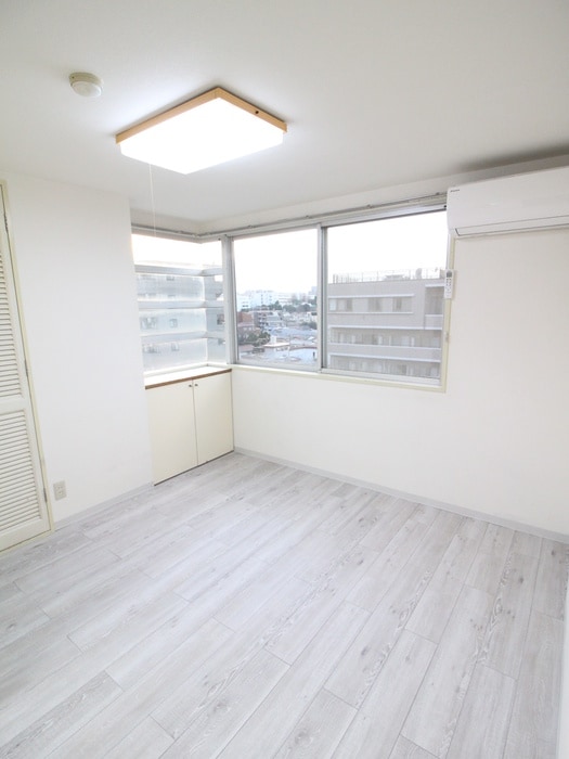 居室 メゾンマルシン